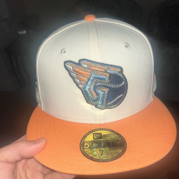 New Era 59FIFTY Cleveland Guardians Cap - Picture 4 of 4